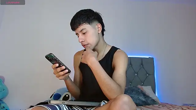 Snapshot of Sebas_fire4 chatting on May 2026 03:49:02 PM Sebas fire4 online show from May 2026 03:49:02 PM