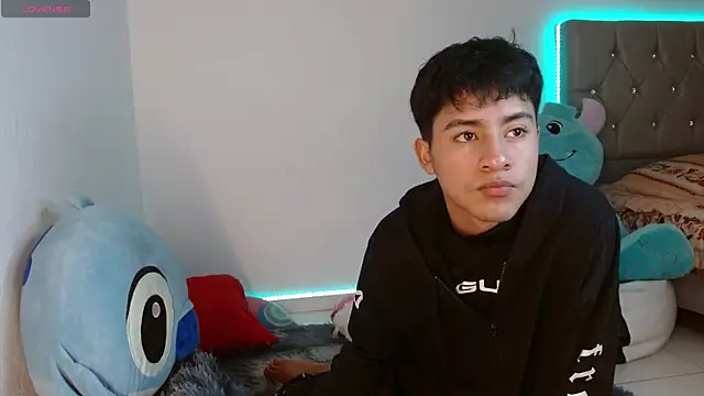 Sebas fire4 online show from April 2026 09:17:01 PM