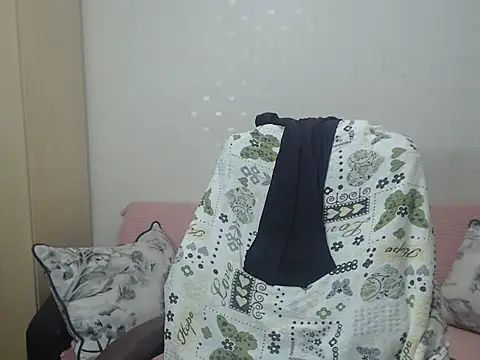 Snapshot of BlondEagleMuscle chatting on April 2026 09:05:01 PM BlondEagleMuscle online show from April 2026 09:05:01 PM