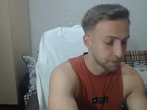 BlondEagleMuscle online show from June 2026 09:42:02 PM