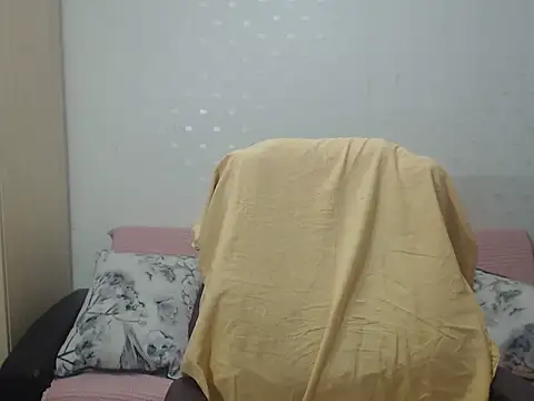 Snapshot of BlondEagleMuscle chatting on March 2026 08:19:01 PM BlondEagleMuscle online show from March 2026 08:19:01 PM