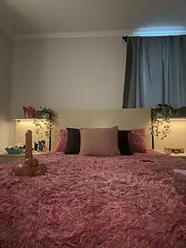 NikkiRylie online show from June 2026 10:29:02 PM