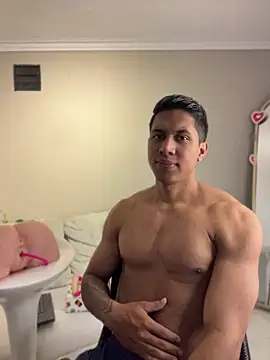 Paulcreewx online show from April 2026 08:21:01 PM