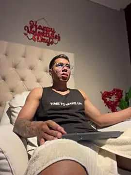 Paulcreewx online show from April 2026 05:17:02 PM