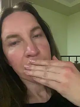 TeraGold46 online show from April 2026 06:22:01 PM