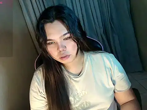 Snapshot of urasian_prettyrica chatting on June 2026 03:45:01 AM urasian prettyrica online show from June 2026 03:45:01 AM