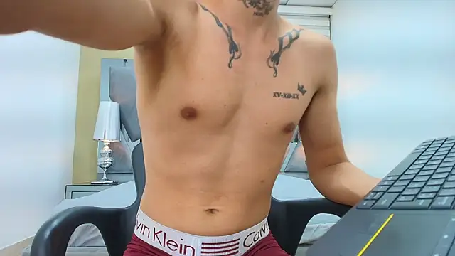 HENRY GREEN2 online show from April 2026 07:31:01 PM