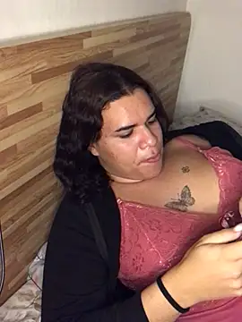 Gabrielaparaiso online show from May 2026 01:07:01 PM