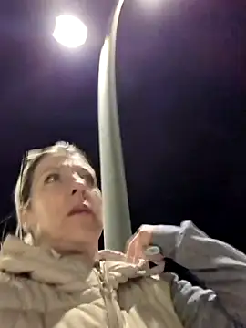 ManuelaX online show from February 2026 07:14:02 PM