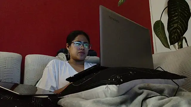 katnay29 online show from March 2026 04:18:02 AM