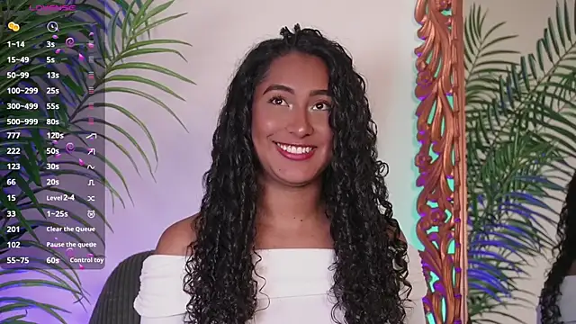 SoyJuliana 19 online show from July 2026 01:34:02 PM