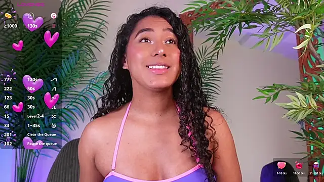 Snapshot of SoyJuliana_19 chatting on May 2026 12:11:01 PM SoyJuliana 19 online show from May 2026 12:11:01 PM