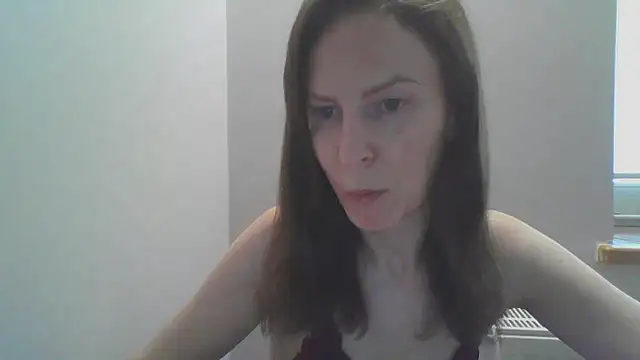 Snapshot of AnnaTight chatting on June 2026 08:35:01 AM AnnaTight online show from June 2026 08:35:01 AM
