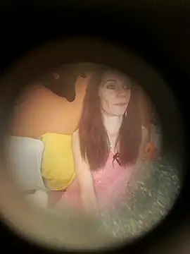 Snapshot of angeleclara@xh chatting on November 2025 03:27:01 PM angeleclaraxh online show from November 2025 03:27:01 PM