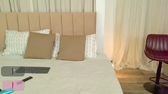 grace clarc online show from June 2026 03:28:02 PM