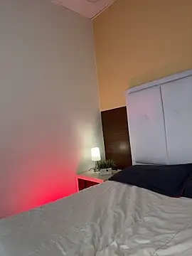 Catalinaa01 online show from April 2026 03:41:01 AM