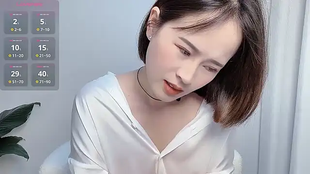 Snapshot of Xiaoyu-99 chatting on April 2026 09:21:02 PM Xiaoyu-99 online show from April 2026 09:21:02 PM