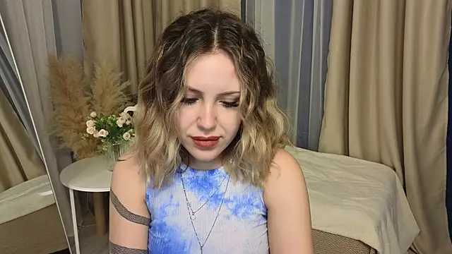  amymoore  online show from April 2026 01:29:02 AM