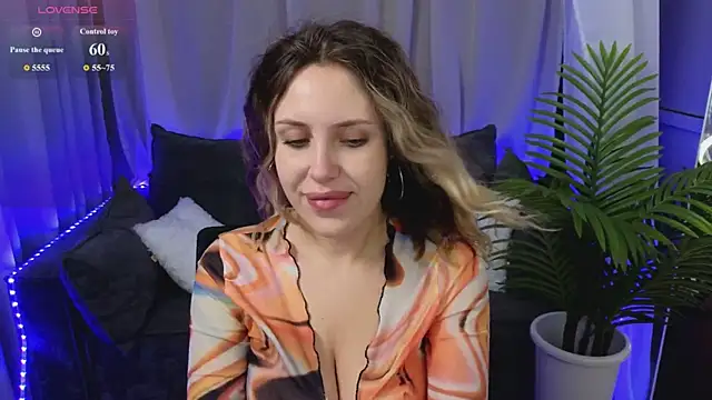  amymoore  online show from July 2026 01:30:01 AM