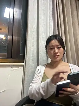 Yolanda9 online show from April 2026 01:41:01 PM