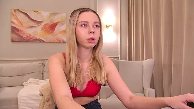 TessaAdorablee online show from March 2026 01:36:01 PM