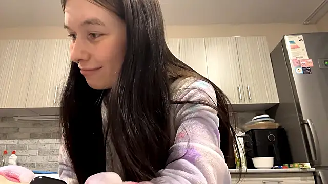 LaraDraggoo online show from March 2026 07:51:01 PM