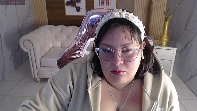 Astrid1 s online show from April 2026 03:24:01 AM