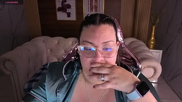 Astrid1 s online show from May 2026 03:21:01 AM