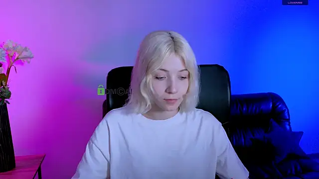  sabrina moore online show from June 2026 06:52:01 PM