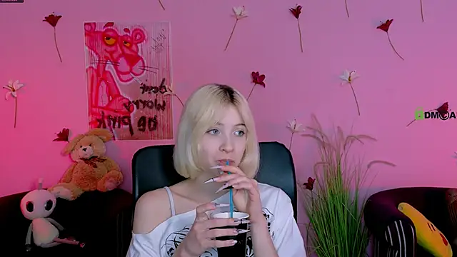  sabrina moore online show from June 2026 06:51:01 PM