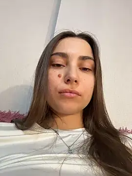 Evelinochka online show from April 2026 11:42:01 PM