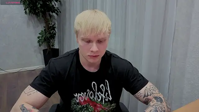 Whitesmoke666 online show from March 2026 09:41:02 PM