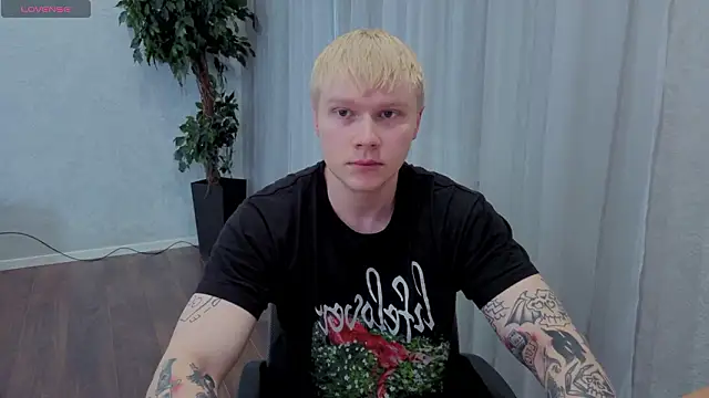 Whitesmoke666 online show from March 2026 10:42:01 AM