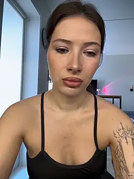 Snapshot of StayForTemptation chatting on March 2026 07:55:02 AM StayForTemptation online show from March 2026 07:55:02 AM