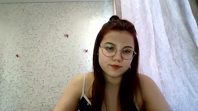 Aurora Breeze online show from April 2026 11:34:01 AM