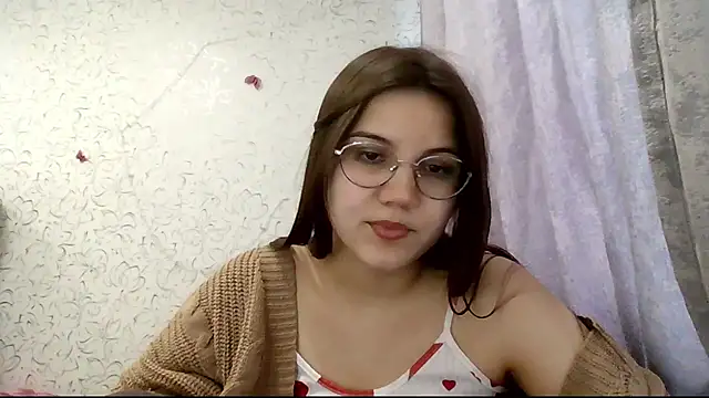 Aurora Breeze online show from March 2026 01:32:02 PM
