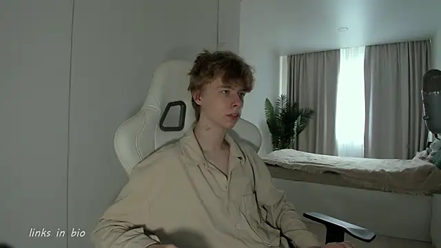 Wawesuc online show from March 2026 05:51:02 AM