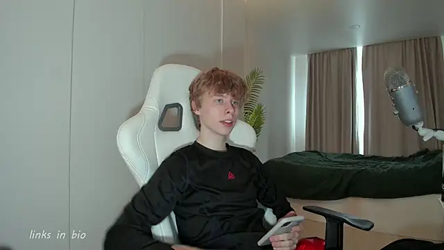 Wawesuc online show from April 2026 06:31:02 AM