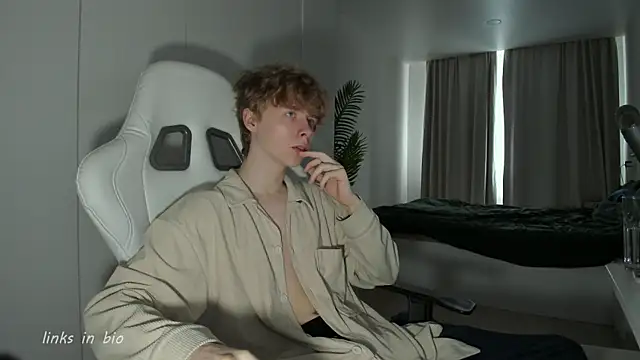 Wawesuc online show from April 2026 07:15:01 AM