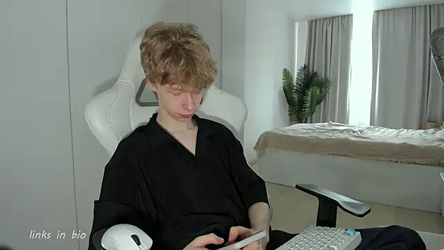 Wawesuc online show from March 2026 06:58:02 AM