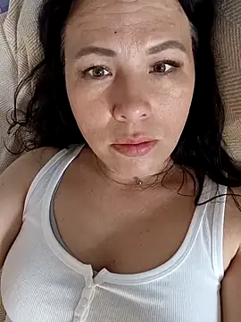 VictoriaSecretXO online show from May 2026 11:29:02 AM