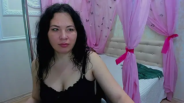 VictoriaSecretXO online show from March 2026 03:07:01 AM