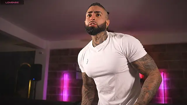 Snapshot of Eros_Dark_ chatting on April 2026 09:54:02 PM Eros Dark online show from April 2026 09:54:02 PM