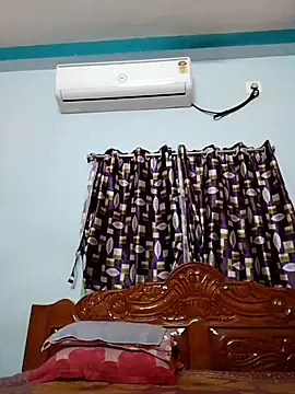 Sima4044 online show from April 2026 03:48:02 PM