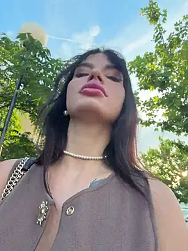 RaniaSnow online show from July 2026 03:40:01 AM