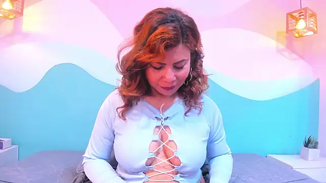 Corina Taylor12 online show from July 2026 12:33:01 PM