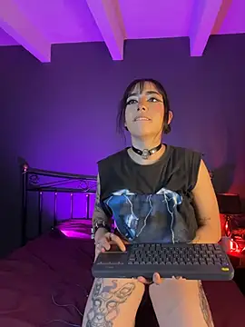 HoneyDemoni online show from March 2026 12:06:02 PM