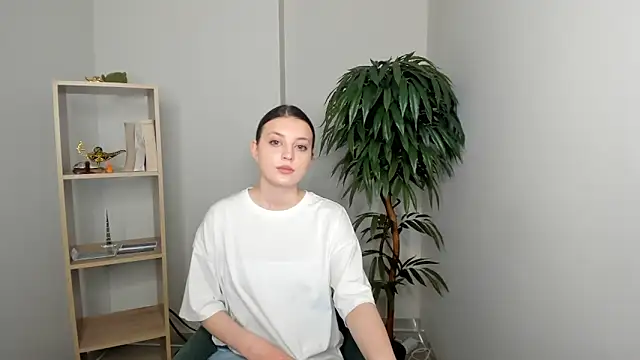 AdelaRowlins online show from March 2026 09:27:01 AM