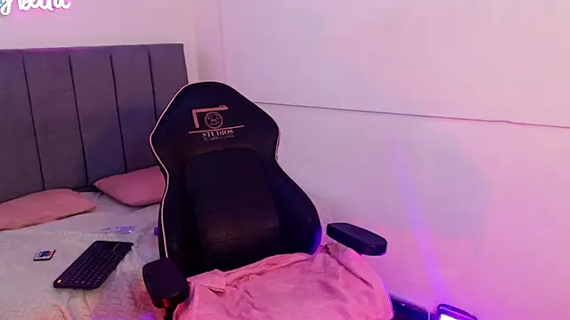 KVAS TAY1 online show from March 2026 03:13:02 PM