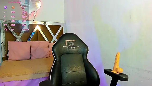 EVANGELIINE TAY online show from March 2026 11:43:02 AM